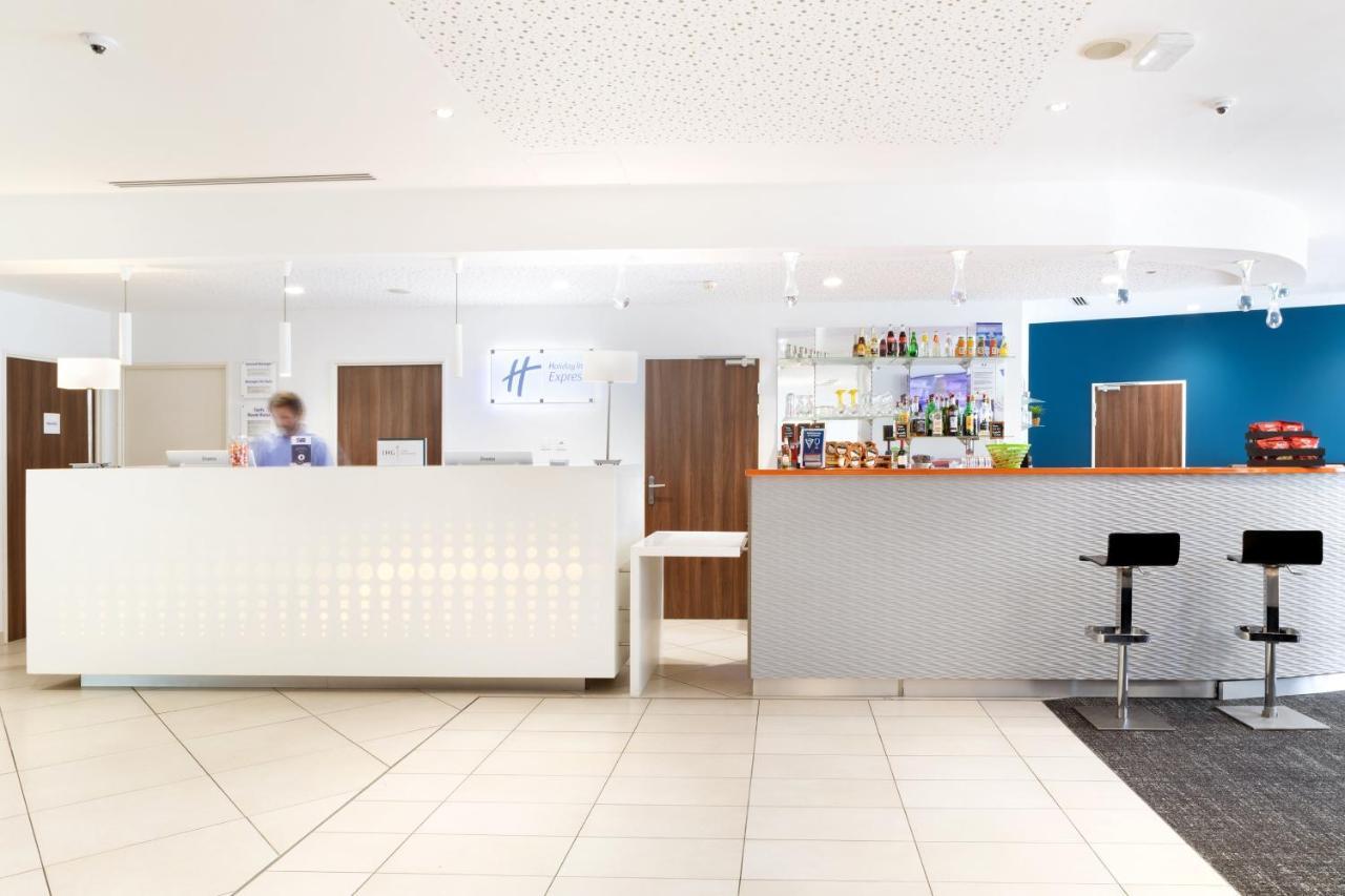 Holiday Inn Express Toulon - Est, An Ihg Hotel 外观 照片